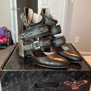 Bnib Jaclynn Olive multi
